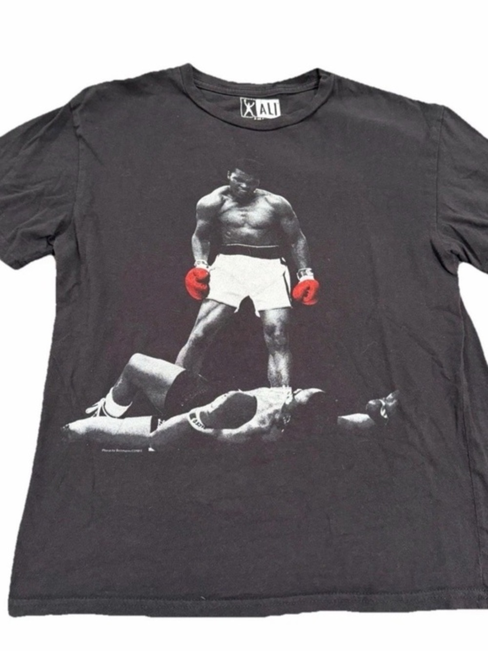 Ali Boxing Graphic Tee - Black with Red Gloves